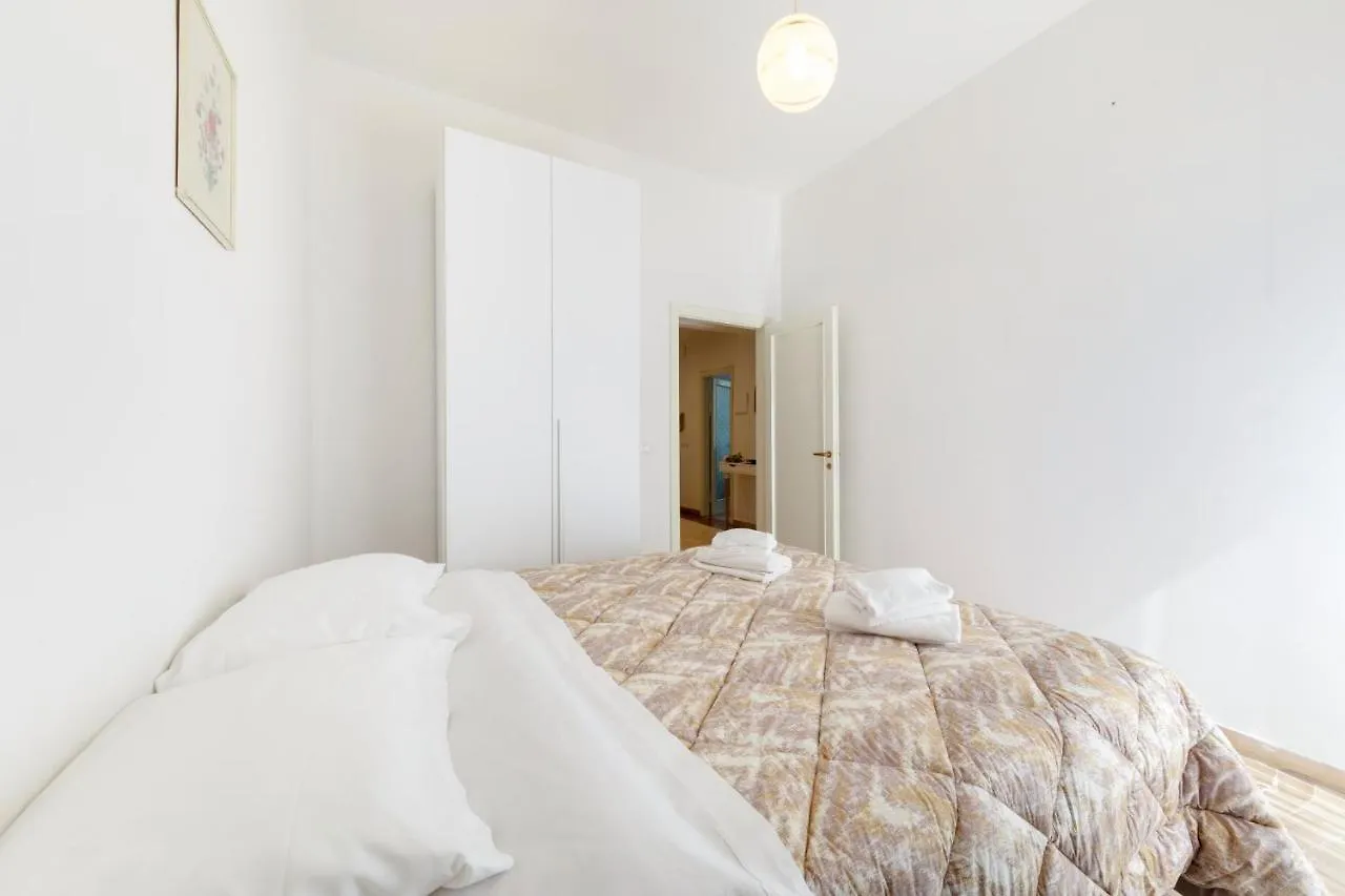 Il Salotto Blu - Appartamento Con Parcheggio Florence 0*,