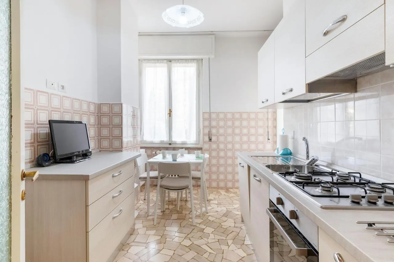 Il Salotto Blu - Appartamento Con Parcheggio Florence Apartment